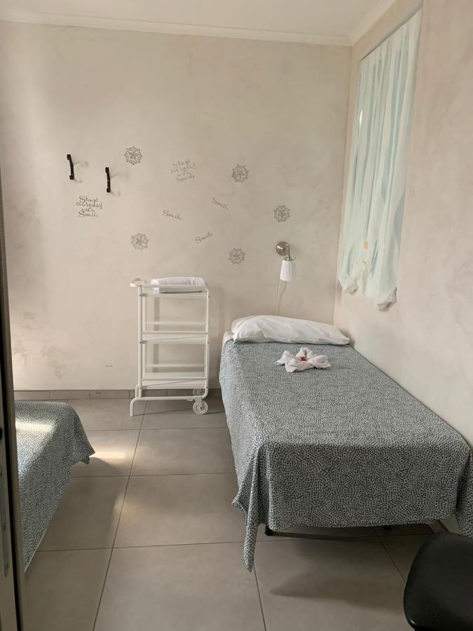 Aparthotel Raggio Di Sole San Cesareo Exterior foto