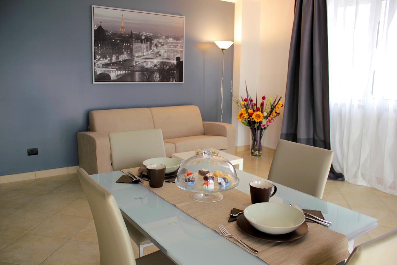 Aparthotel Raggio Di Sole San Cesareo Exterior foto
